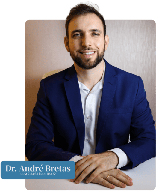 Retrato do Dr. André Bretas em seu consultório